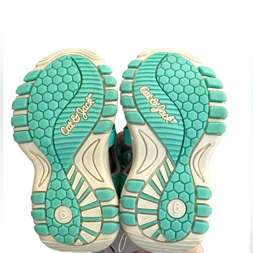 Cat & Jack Shoes - Picture 6 of 8